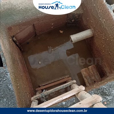 Serviço de Desentupimento de Rede Pluvial