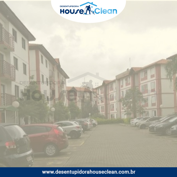 Desentupidora no Conjunto Habitacional do Bosque, Mogi das Cruzes