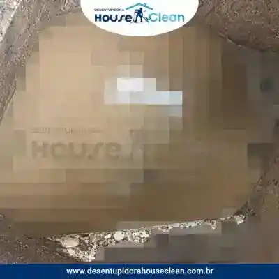 Limpeza de fossa na Vila Jacuí